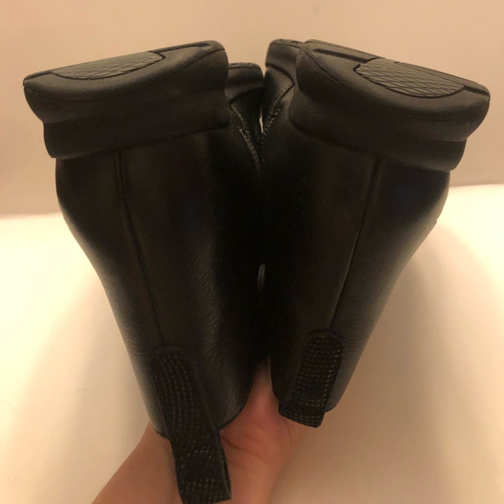 Clarks Unstructured Booties, Size 10, Excellent P… - image 5